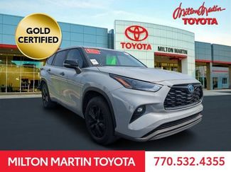 Certified 2024 Toyota Highlander LE FWD video 1