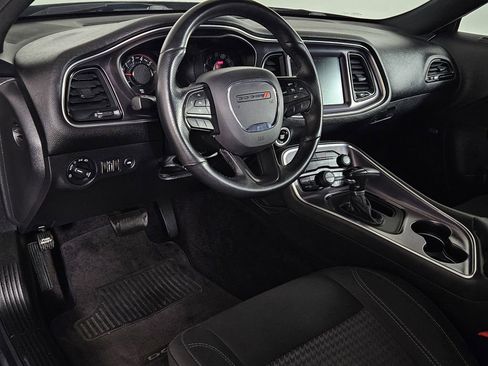 Used 2016 Dodge Challenger SXT w/ Blacktop Package image 7