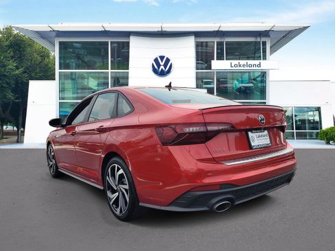 Used 2023 Volkswagen Jetta GLI Autobahn FWD image 4