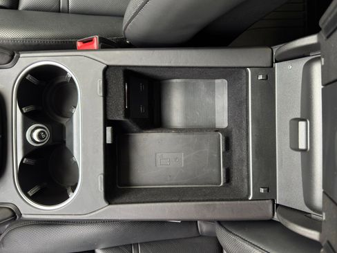 Used 2022 Porsche Cayenne GTS image 42