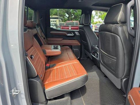 Certified 2025 GMC Sierra 1500 Denali Ultimate AWD/4WD image 18