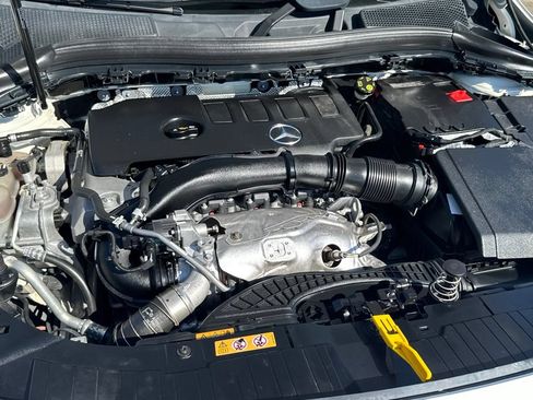 Certified 2021 Mercedes-Benz GLA 250 image 34