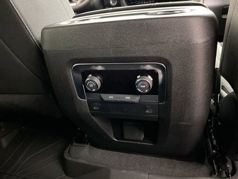 New 2026 Chevrolet Tahoe LS image 17