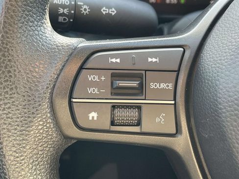 Used 2024 Honda CR-V EX image 10
