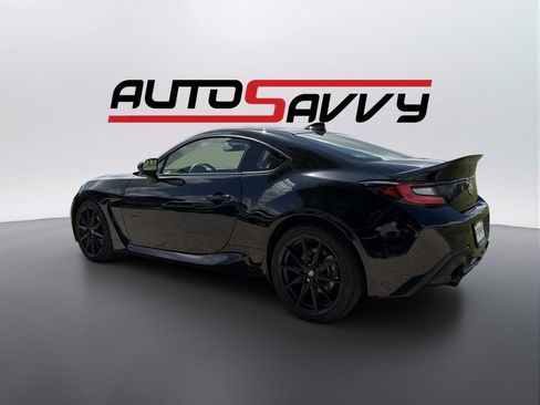 Used 2025 Toyota GR86 Premium w/ ALL Weather Mat Package (TMS) RWD image 4