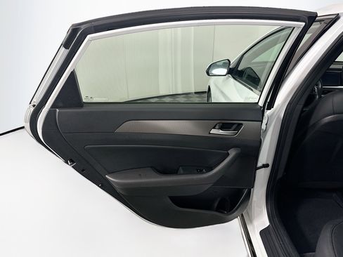 Used 2018 Hyundai Sonata Sport FWD image 26