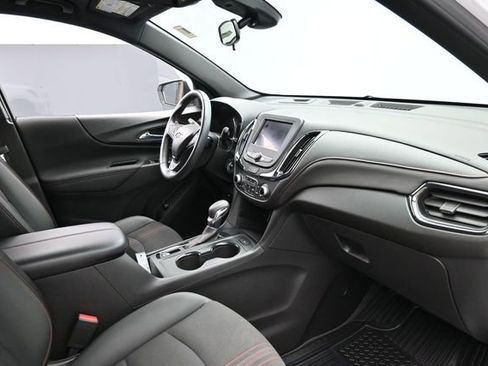 Used 2022 Chevrolet Equinox RS w/ LPO, Floor Liner Package FWD image 29