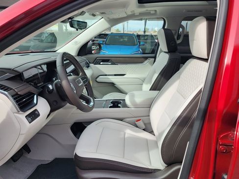 New 2026 GMC Acadia Denali w/ Super Cruise Package image 16