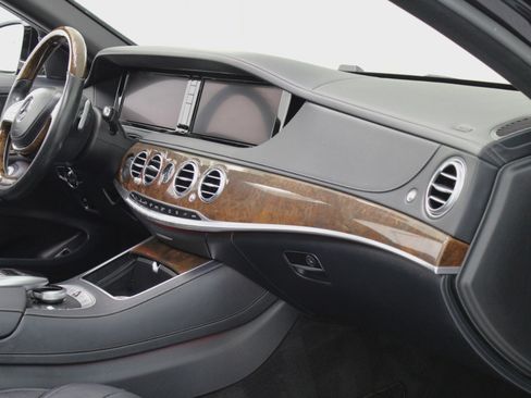 Used 2015 Mercedes-Benz S 550 Sedan image 49