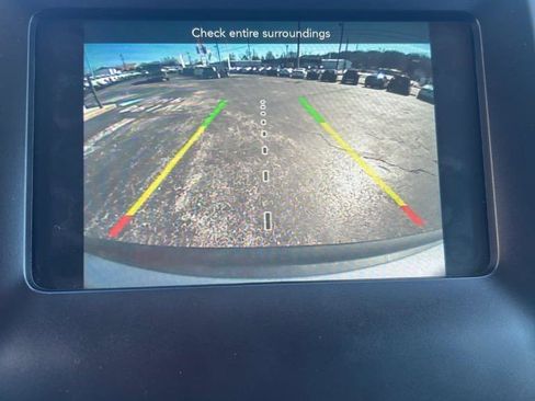 Used 2019 Jeep Cherokee Latitude Plus image 20