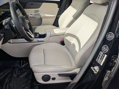Certified 2022 Mercedes-Benz GLB 250 image 16