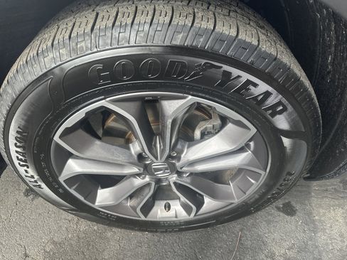 Used 2020 Honda CR-V EX image 27