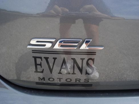 Used 2022 Ford Edge SEL w/ Cargo Accessory Package AWD/4WD image 10