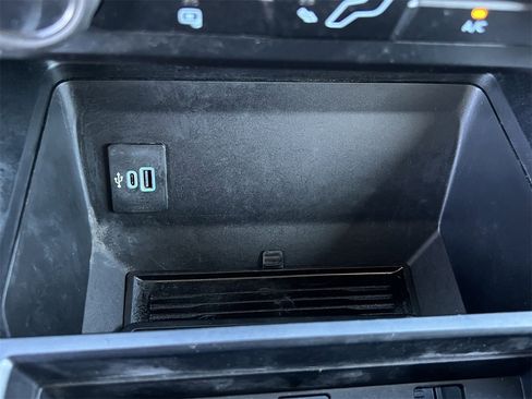 Used 2025 Ford F250 XLT w/ FX4 Off-Road Package image 21