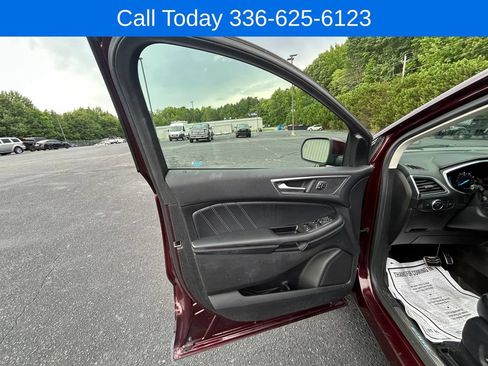 Used 2018 Ford Edge Sport w/ Equipment Group 401A AWD/4WD image 19