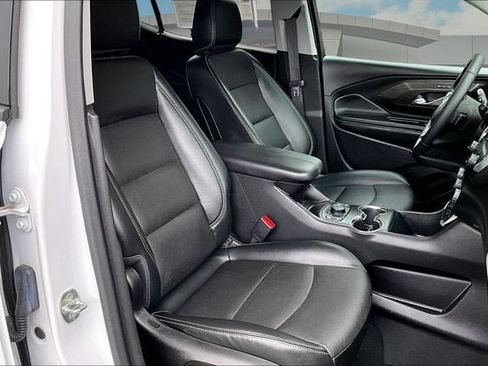 Certified 2023 GMC Terrain SLT w/ Elevation Edition AWD/4WD image 8