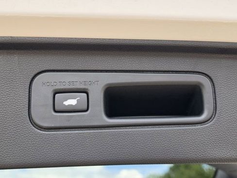 Used 2024 Honda Pilot Elite image 28