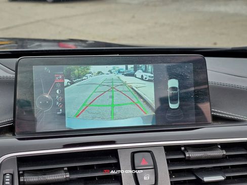 Used 2016 BMW M4 Convertible image 20