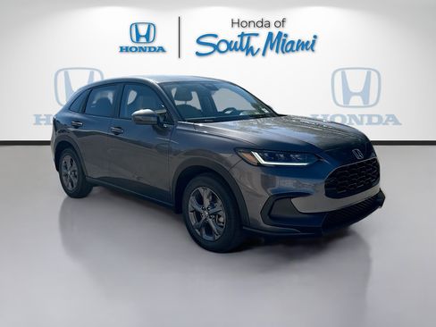 New 2026 Honda HR-V LX image 1