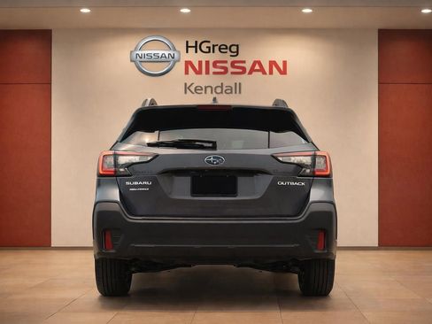 Used 2021 Subaru Outback Premium AWD/4WD image 6