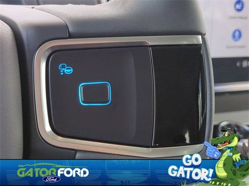 Used 2025 Ford Expedition Active image 26