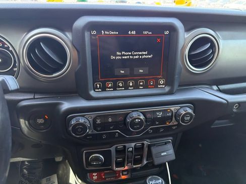 Used 2020 Jeep Wrangler Unlimited Rubicon AWD/4WD image 10