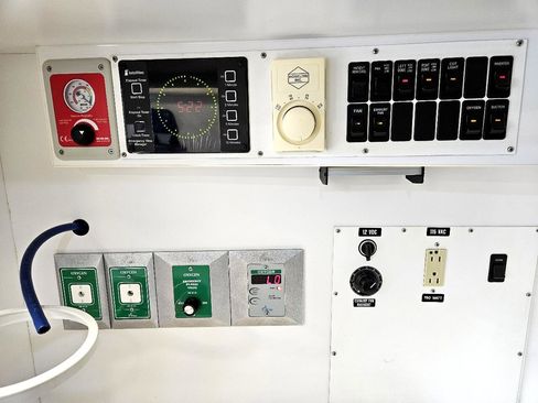 Used 2016 Ford F350 XLT image 27