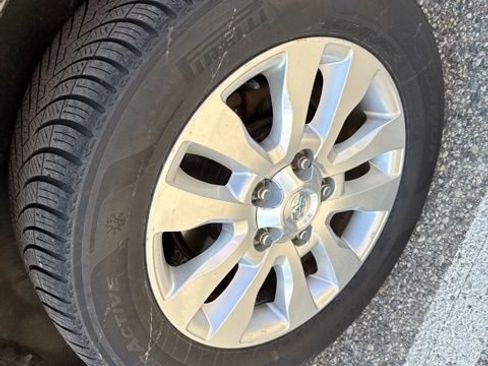 Used 2011 Toyota Sequoia Platinum image 6