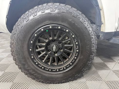 Used 2020 Toyota 4Runner TRD Off-Road Premium w/ Moonroof Package AWD/4WD image 10