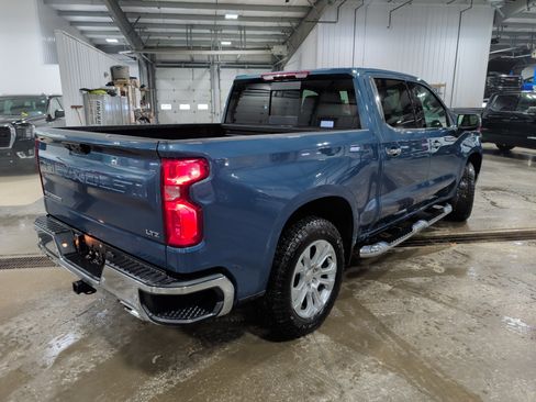 Used 2024 Chevrolet Silverado 1500 LTZ image 3