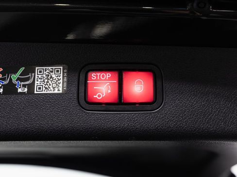 Used 2026 Mercedes-Benz E 53 AMG 4MATIC Sedan image 33