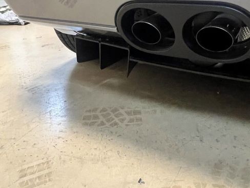 Used 2006 Ford GT RWD image 28