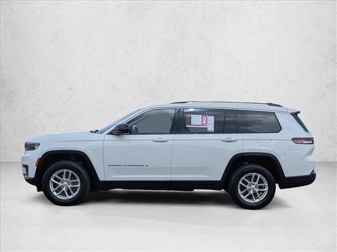 Used 2023 Jeep Grand Cherokee L Laredo AWD/4WD image 8