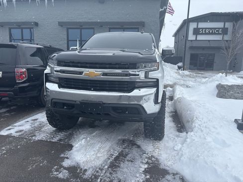 Used 2021 Chevrolet Silverado 1500 LT image 22
