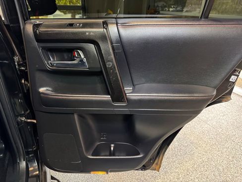 Certified 2024 Toyota 4Runner TRD Off-Road Premium w/ Moonroof Package AWD/4WD image 58