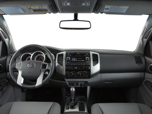 Used 2013 Toyota Tacoma 4x4 Double Cab w/ TRD Sport Pkg image 7