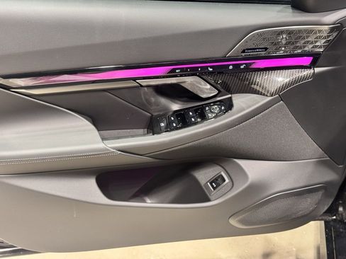 New 2026 BMW 540i xDrive 540i xDrive w/ M Sport Package image 15