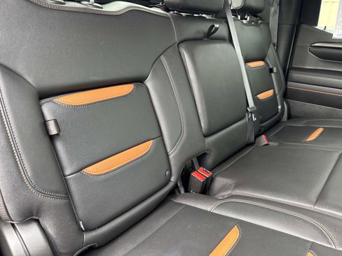 Used 2022 GMC Sierra 1500 AT4 w/ AT4 Premium Package image 25