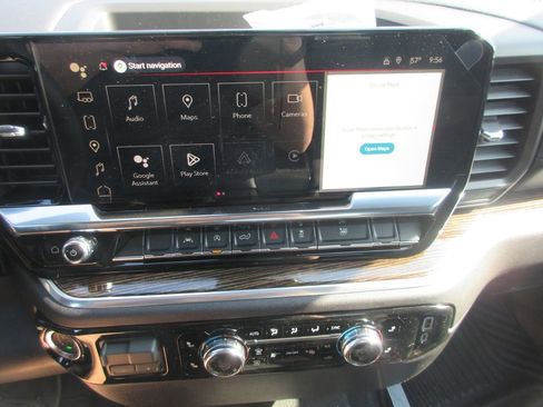 New 2026 GMC Sierra 1500 SLE image 19