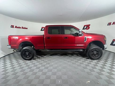 Used 2017 Ford F350 XLT w/ XLT Premium Package AWD/4WD image 7