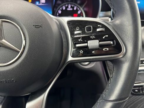 Used 2022 Mercedes-Benz GLC 300 GLC 300 image 23