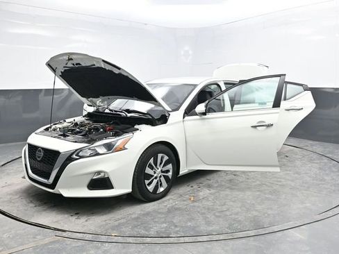 Used 2021 Nissan Altima 2.5 S image 37