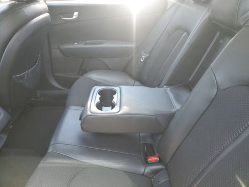 Used 2018 Kia Optima S FWD image 8