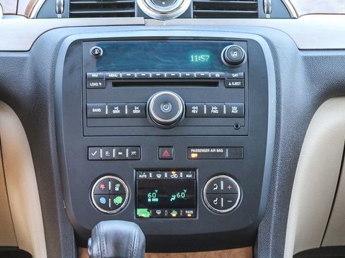 Used 2008 Buick Enclave CXL w/ Entertainment Package #1 image 14