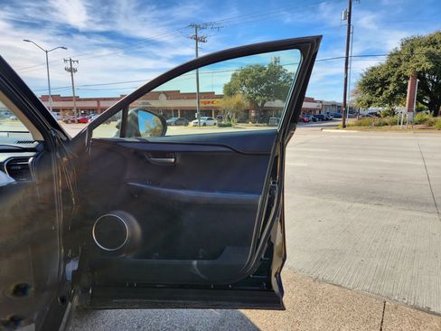 Used 2017 Lexus NX 200t FWD image 15