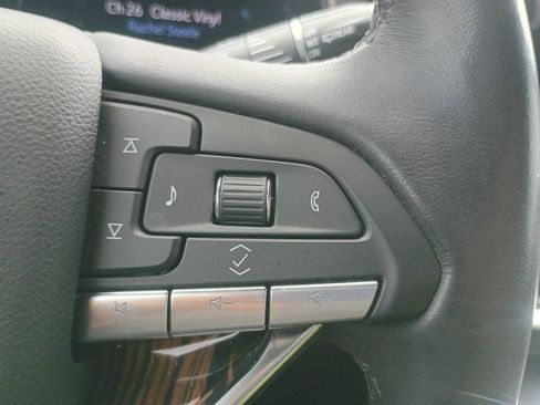 Used 2024 Cadillac Escalade Premium Luxury w/ Performance Package image 20