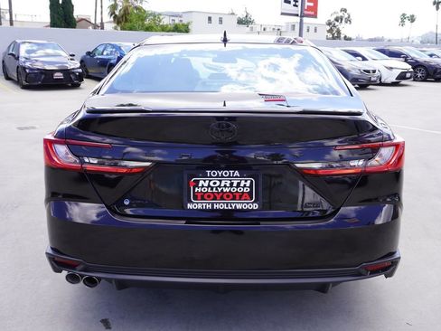 Certified 2025 Toyota Camry SE FWD image 6