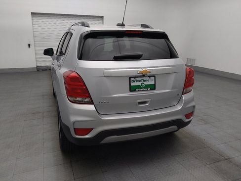 Used 2020 Chevrolet Trax LT FWD image 6