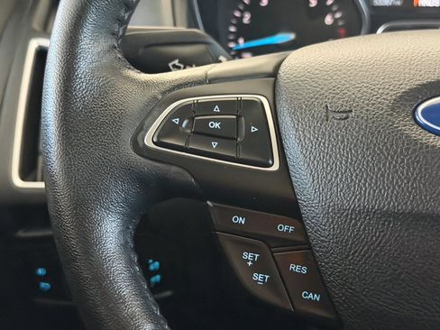 Used 2015 Ford Focus Titanium FWD image 33