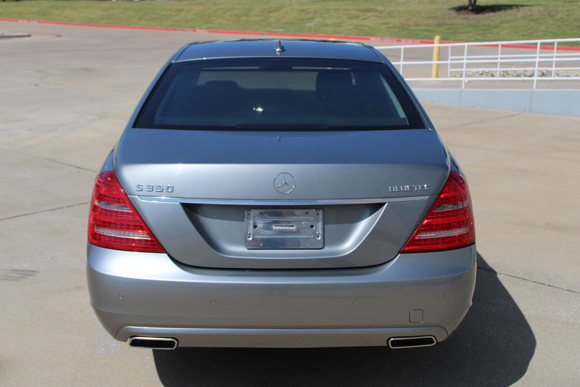 Used 2012 Mercedes-Benz S 350 BlueTEC 4MATIC image 11